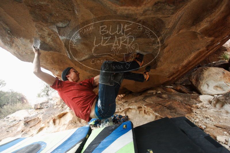 Bouldering in Hueco Tanks on 12/21/2018 with Blue Lizard Climbing and Yoga
Filename: SRM_20181221_1629180.jpg
Aperture: f/3.5
Shutter Speed: 1/250
Body: Canon EOS-1D Mark II
Lens: Canon EF 16-35mm f/2.8 L