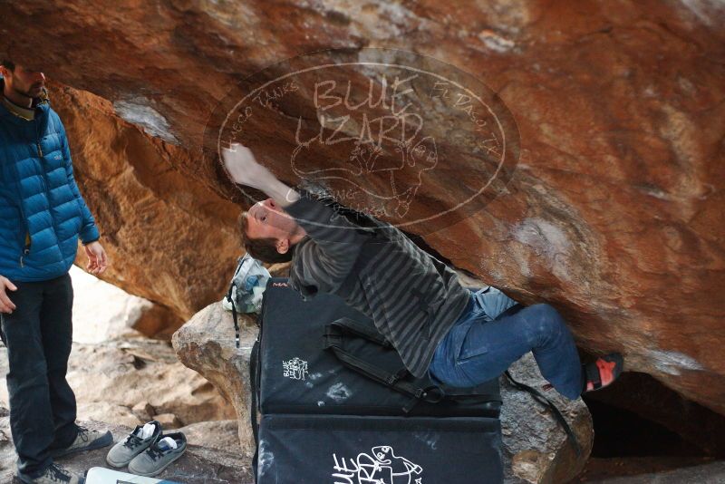 Bouldering in Hueco Tanks on 12/21/2018 with Blue Lizard Climbing and Yoga

Filename: SRM_20181221_1701440.jpg
Aperture: f/2.2
Shutter Speed: 1/250
Body: Canon EOS-1D Mark II
Lens: Canon EF 50mm f/1.8 II