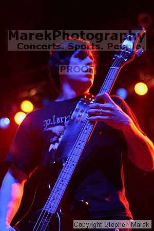 Billy Talent opens for Sugarcult and MxPx at The Tabernacle.

Filename: crw_1608c_std.jpg
Aperture: f/1.8
Shutter Speed: 1/125
Body: Canon EOS DIGITAL REBEL
Lens: Canon EF 50mm f/1.8 II