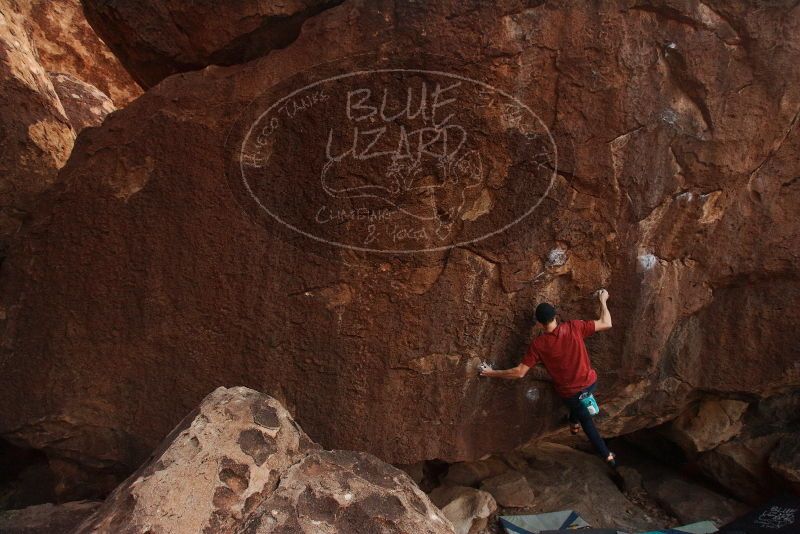 Bouldering in Hueco Tanks on 12/21/2018 with Blue Lizard Climbing and Yoga

Filename: SRM_20181221_1752140.jpg
Aperture: f/4.0
Shutter Speed: 1/250
Body: Canon EOS-1D Mark II
Lens: Canon EF 16-35mm f/2.8 L