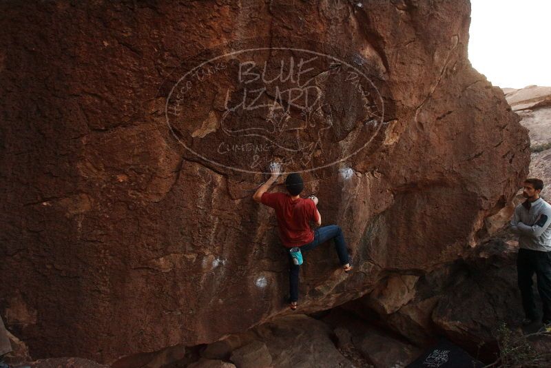 Bouldering in Hueco Tanks on 12/21/2018 with Blue Lizard Climbing and Yoga

Filename: SRM_20181221_1753310.jpg
Aperture: f/4.0
Shutter Speed: 1/250
Body: Canon EOS-1D Mark II
Lens: Canon EF 16-35mm f/2.8 L
