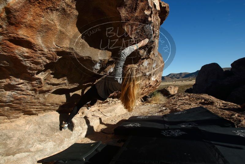Bouldering in Hueco Tanks on 12/22/2018 with Blue Lizard Climbing and Yoga

Filename: SRM_20181222_0956180.jpg
Aperture: f/5.6
Shutter Speed: 1/320
Body: Canon EOS-1D Mark II
Lens: Canon EF 16-35mm f/2.8 L