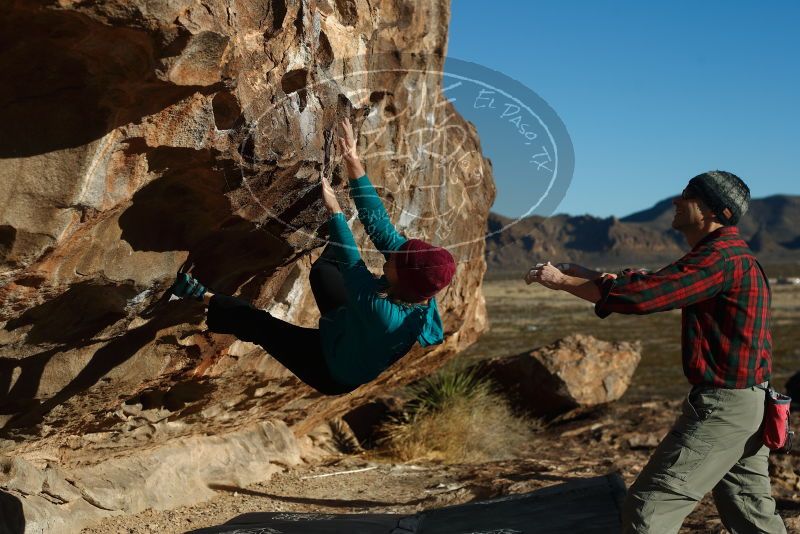 Bouldering in Hueco Tanks on 12/22/2018 with Blue Lizard Climbing and Yoga

Filename: SRM_20181222_0958090.jpg
Aperture: f/4.0
Shutter Speed: 1/1000
Body: Canon EOS-1D Mark II
Lens: Canon EF 50mm f/1.8 II