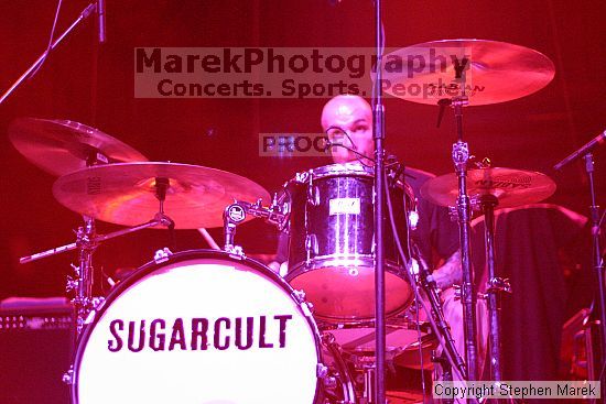 Sugarcult opens with Billy Talent for MxPx at The Tabernacle.

Filename: img_1682_std.jpg
Aperture: f/1.8
Shutter Speed: 1/160
Body: Canon EOS DIGITAL REBEL
Lens: Canon EF 50mm f/1.8 II