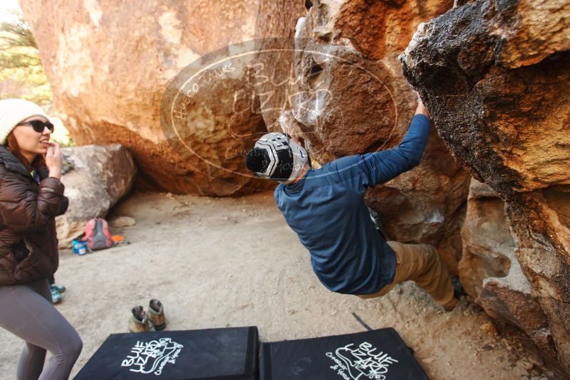 Bouldering in Hueco Tanks on 12/23/2018 with Blue Lizard Climbing and Yoga

Filename: SRM_20181223_1039000.jpg
Aperture: f/4.0
Shutter Speed: 1/250
Body: Canon EOS-1D Mark II
Lens: Canon EF 16-35mm f/2.8 L