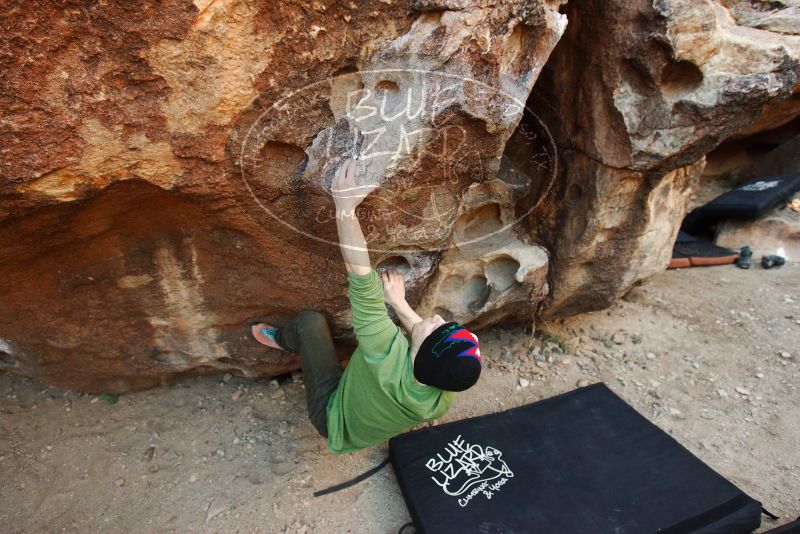 Bouldering in Hueco Tanks on 12/23/2018 with Blue Lizard Climbing and Yoga

Filename: SRM_20181223_1041290.jpg
Aperture: f/4.0
Shutter Speed: 1/250
Body: Canon EOS-1D Mark II
Lens: Canon EF 16-35mm f/2.8 L