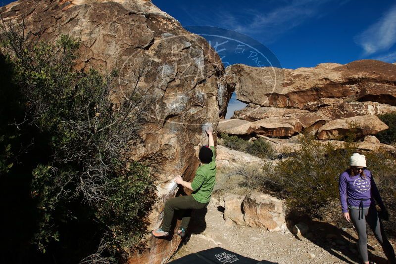Bouldering in Hueco Tanks on 12/23/2018 with Blue Lizard Climbing and Yoga

Filename: SRM_20181223_1047280.jpg
Aperture: f/8.0
Shutter Speed: 1/500
Body: Canon EOS-1D Mark II
Lens: Canon EF 16-35mm f/2.8 L