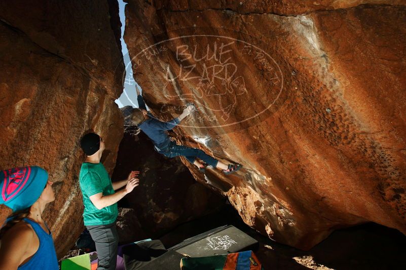 Bouldering in Hueco Tanks on 12/24/2018 with Blue Lizard Climbing and Yoga

Filename: SRM_20181224_1559210.jpg
Aperture: f/8.0
Shutter Speed: 1/250
Body: Canon EOS-1D Mark II
Lens: Canon EF 16-35mm f/2.8 L