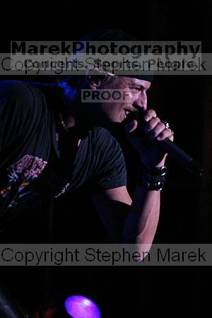Fuel headlines at Sting Break 2004.

Filename: img_4788_std.jpg
Aperture: f/2.8
Shutter Speed: 1/200
Body: Canon EOS DIGITAL REBEL
Lens: Canon EF 80-200mm f/2.8 L