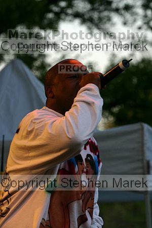 Bubba Sparxx opens for Fuel at Sting Break 2004.

Filename: img_4623_std.jpg
Aperture: f/7.1
Shutter Speed: 1/250
Body: Canon EOS DIGITAL REBEL
Lens: Canon EF 80-200mm f/2.8 L
