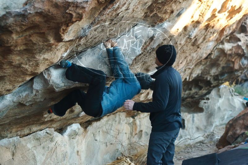 Bouldering in Hueco Tanks on 01/01/2019 with Blue Lizard Climbing and Yoga

Filename: SRM_20190101_1754150.jpg
Aperture: f/3.2
Shutter Speed: 1/320
Body: Canon EOS-1D Mark II
Lens: Canon EF 50mm f/1.8 II