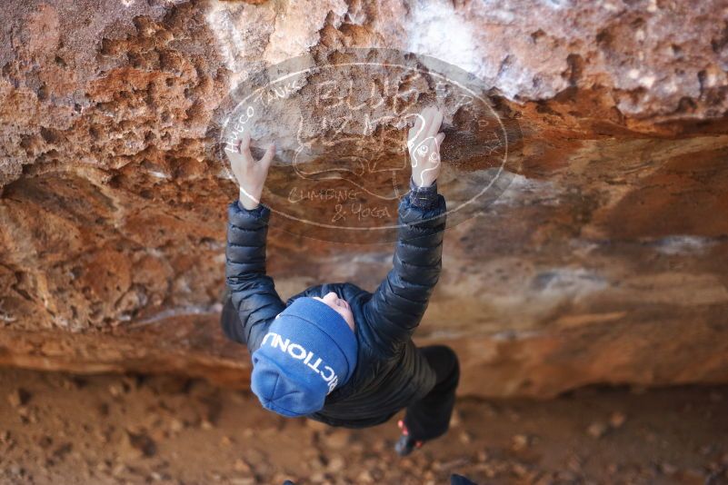Bouldering in Hueco Tanks on 01/02/2019 with Blue Lizard Climbing and Yoga

Filename: SRM_20190102_1153190.jpg
Aperture: f/2.0
Shutter Speed: 1/320
Body: Canon EOS-1D Mark II
Lens: Canon EF 50mm f/1.8 II