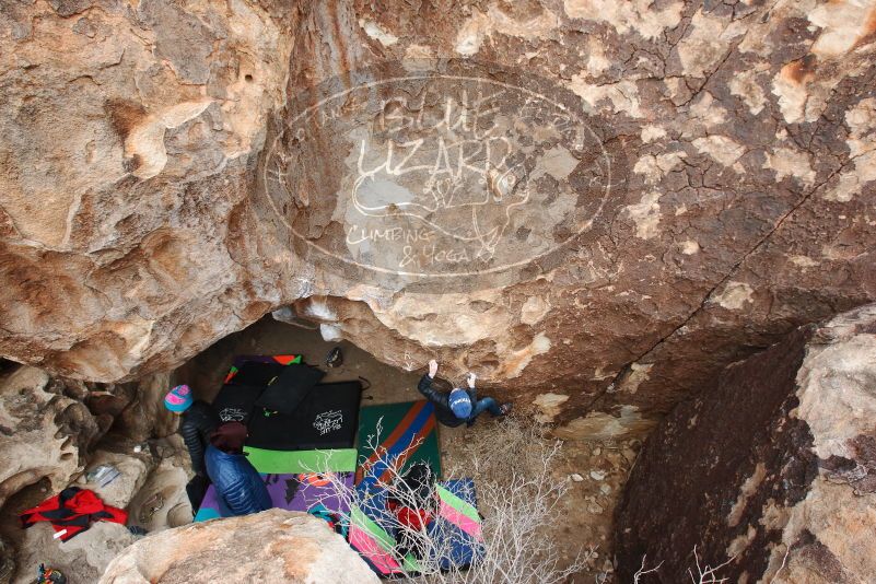 Bouldering in Hueco Tanks on 01/02/2019 with Blue Lizard Climbing and Yoga

Filename: SRM_20190102_1335570.jpg
Aperture: f/7.1
Shutter Speed: 1/250
Body: Canon EOS-1D Mark II
Lens: Canon EF 16-35mm f/2.8 L