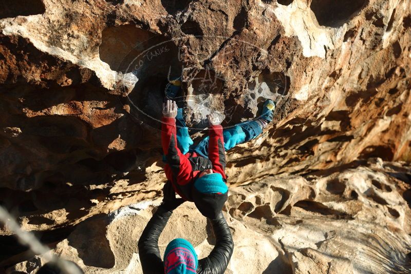 Bouldering in Hueco Tanks on 01/01/2019 with Blue Lizard Climbing and Yoga

Filename: SRM_20190101_1712520.jpg
Aperture: f/4.0
Shutter Speed: 1/320
Body: Canon EOS-1D Mark II
Lens: Canon EF 50mm f/1.8 II
