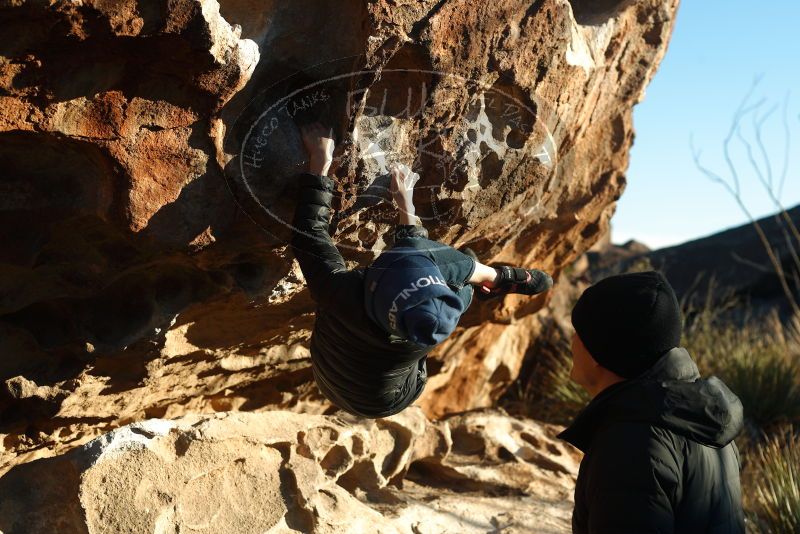 Bouldering in Hueco Tanks on 01/01/2019 with Blue Lizard Climbing and Yoga

Filename: SRM_20190101_1724270.jpg
Aperture: f/4.0
Shutter Speed: 1/250
Body: Canon EOS-1D Mark II
Lens: Canon EF 50mm f/1.8 II