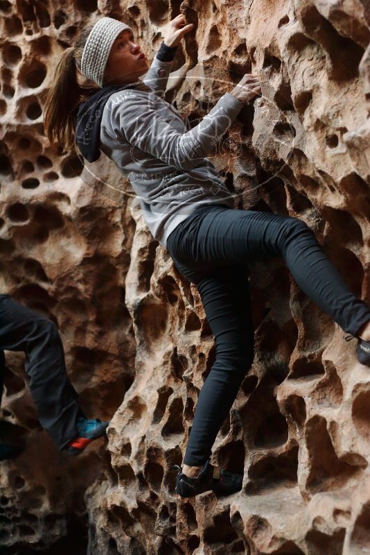 Bouldering in Hueco Tanks on 01/13/2019 with Blue Lizard Climbing and Yoga

Filename: SRM_20190113_1619550.jpg
Aperture: f/2.8
Shutter Speed: 1/125
Body: Canon EOS-1D Mark II
Lens: Canon EF 50mm f/1.8 II
