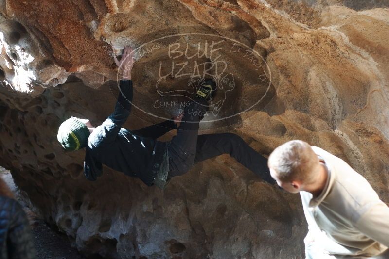 Bouldering in Hueco Tanks on 01/18/2019 with Blue Lizard Climbing and Yoga

Filename: SRM_20190118_1309530.jpg
Aperture: f/2.8
Shutter Speed: 1/250
Body: Canon EOS-1D Mark II
Lens: Canon EF 50mm f/1.8 II