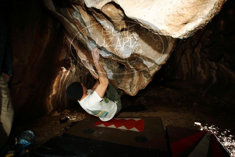 Bouldering in Hueco Tanks on 01/18/2019 with Blue Lizard Climbing and Yoga

Filename: SRM_20190118_1442300.jpg
Aperture: f/8.0
Shutter Speed: 1/250
Body: Canon EOS-1D Mark II
Lens: Canon EF 16-35mm f/2.8 L
