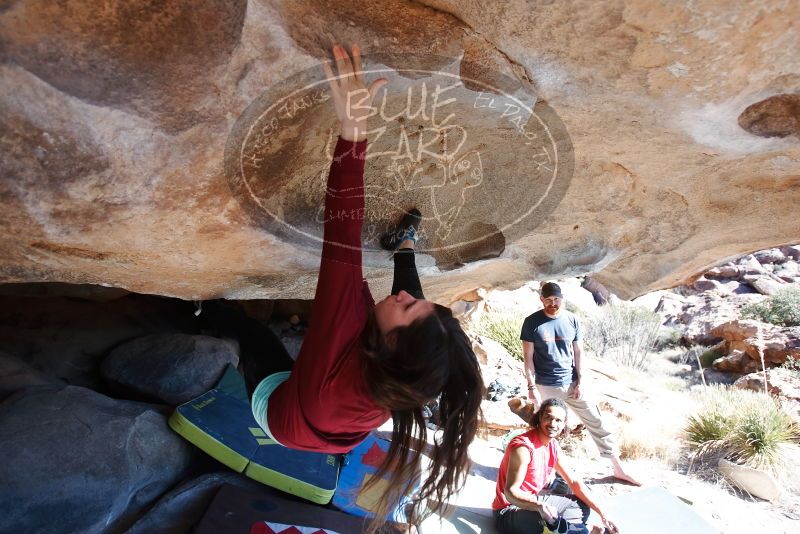Bouldering in Hueco Tanks on 01/19/2019 with Blue Lizard Climbing and Yoga

Filename: SRM_20190119_1218140.jpg
Aperture: f/3.2
Shutter Speed: 1/1000
Body: Canon EOS-1D Mark II
Lens: Canon EF 16-35mm f/2.8 L