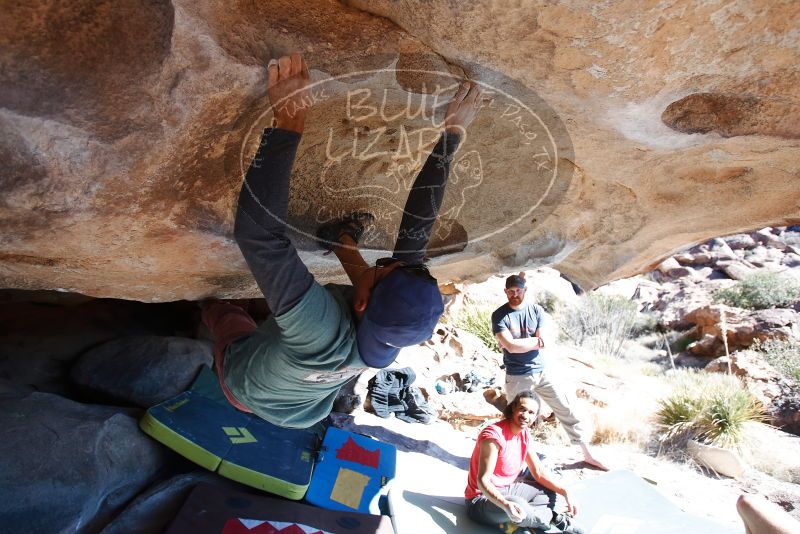 Bouldering in Hueco Tanks on 01/19/2019 with Blue Lizard Climbing and Yoga

Filename: SRM_20190119_1220180.jpg
Aperture: f/3.5
Shutter Speed: 1/1000
Body: Canon EOS-1D Mark II
Lens: Canon EF 16-35mm f/2.8 L