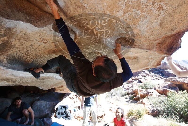 Bouldering in Hueco Tanks on 01/19/2019 with Blue Lizard Climbing and Yoga

Filename: SRM_20190119_1225310.jpg
Aperture: f/5.6
Shutter Speed: 1/320
Body: Canon EOS-1D Mark II
Lens: Canon EF 16-35mm f/2.8 L