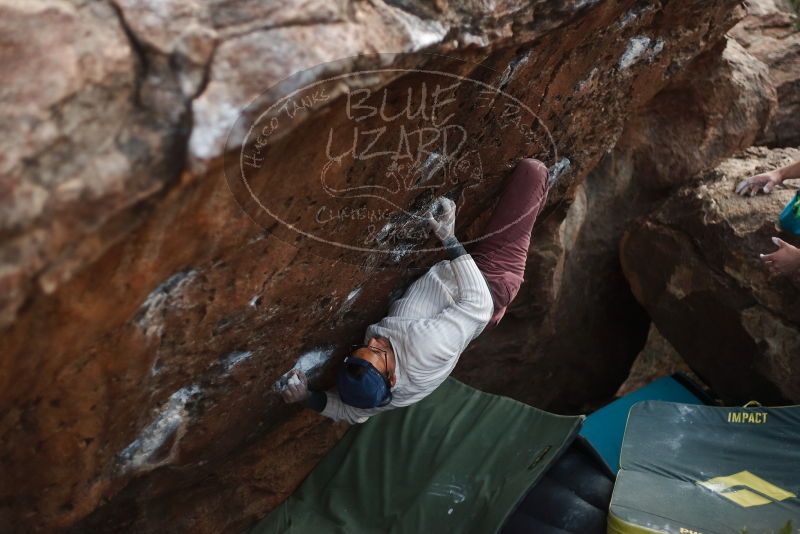 Bouldering in Hueco Tanks on 01/19/2019 with Blue Lizard Climbing and Yoga

Filename: SRM_20190119_1826310.jpg
Aperture: f/2.0
Shutter Speed: 1/250
Body: Canon EOS-1D Mark II
Lens: Canon EF 50mm f/1.8 II