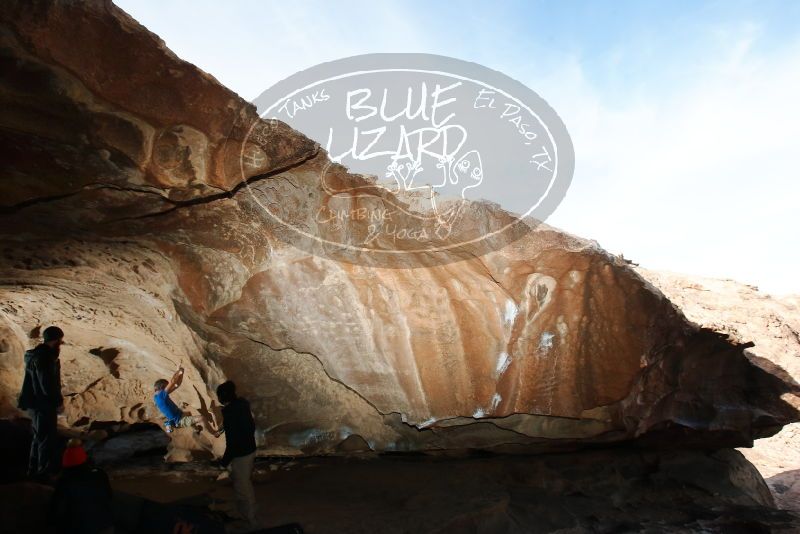 Bouldering in Hueco Tanks on 01/20/2019 with Blue Lizard Climbing and Yoga

Filename: SRM_20190120_1551160.jpg
Aperture: f/6.3
Shutter Speed: 1/250
Body: Canon EOS-1D Mark II
Lens: Canon EF 16-35mm f/2.8 L