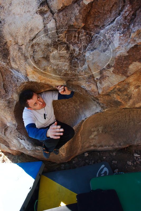 Bouldering in Hueco Tanks on 01/26/2019 with Blue Lizard Climbing and Yoga

Filename: SRM_20190126_1111190.jpg
Aperture: f/6.3
Shutter Speed: 1/250
Body: Canon EOS-1D Mark II
Lens: Canon EF 16-35mm f/2.8 L