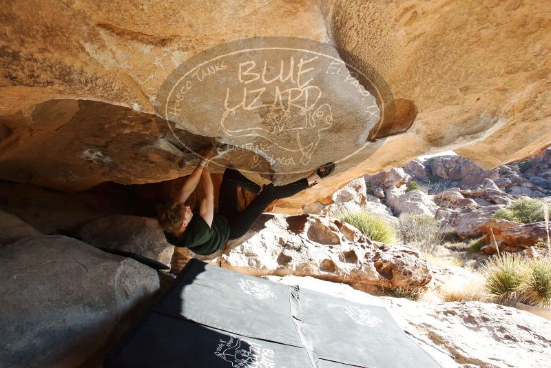 Bouldering in Hueco Tanks on 01/27/2019 with Blue Lizard Climbing and Yoga

Filename: SRM_20190127_1011040.jpg
Aperture: f/6.3
Shutter Speed: 1/250
Body: Canon EOS-1D Mark II
Lens: Canon EF 16-35mm f/2.8 L