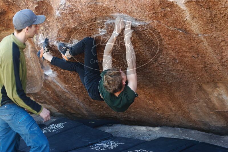 Bouldering in Hueco Tanks on 01/27/2019 with Blue Lizard Climbing and Yoga

Filename: SRM_20190127_1250051.jpg
Aperture: f/3.2
Shutter Speed: 1/250
Body: Canon EOS-1D Mark II
Lens: Canon EF 50mm f/1.8 II