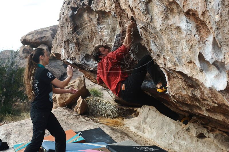 Bouldering in Hueco Tanks on 02/03/2019 with Blue Lizard Climbing and Yoga

Filename: SRM_20190203_1104380.jpg
Aperture: f/4.0
Shutter Speed: 1/800
Body: Canon EOS-1D Mark II
Lens: Canon EF 50mm f/1.8 II
