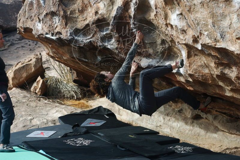 Bouldering in Hueco Tanks on 02/03/2019 with Blue Lizard Climbing and Yoga

Filename: SRM_20190203_1143210.jpg
Aperture: f/4.0
Shutter Speed: 1/400
Body: Canon EOS-1D Mark II
Lens: Canon EF 50mm f/1.8 II