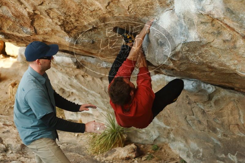 Bouldering in Hueco Tanks on 02/03/2019 with Blue Lizard Climbing and Yoga

Filename: SRM_20190203_1815000.jpg
Aperture: f/2.8
Shutter Speed: 1/500
Body: Canon EOS-1D Mark II
Lens: Canon EF 50mm f/1.8 II
