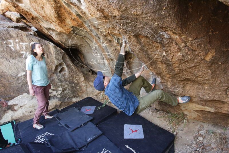 Bouldering in Hueco Tanks on 02/02/2019 with Blue Lizard Climbing and Yoga

Filename: SRM_20190202_1312090.jpg
Aperture: f/4.5
Shutter Speed: 1/200
Body: Canon EOS-1D Mark II
Lens: Canon EF 16-35mm f/2.8 L