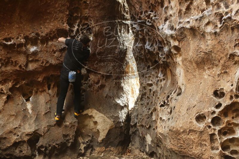Bouldering in Hueco Tanks on 02/02/2019 with Blue Lizard Climbing and Yoga

Filename: SRM_20190202_1502330.jpg
Aperture: f/3.5
Shutter Speed: 1/125
Body: Canon EOS-1D Mark II
Lens: Canon EF 50mm f/1.8 II