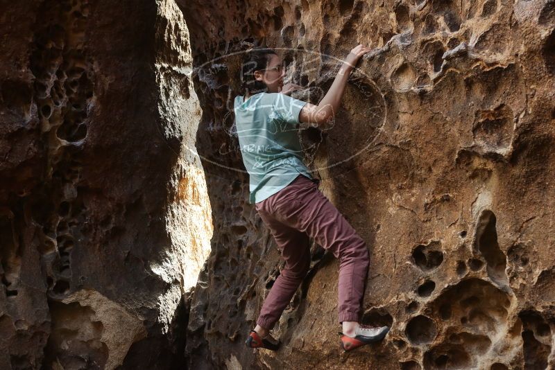 Bouldering in Hueco Tanks on 02/02/2019 with Blue Lizard Climbing and Yoga

Filename: SRM_20190202_1508410.jpg
Aperture: f/3.5
Shutter Speed: 1/160
Body: Canon EOS-1D Mark II
Lens: Canon EF 50mm f/1.8 II