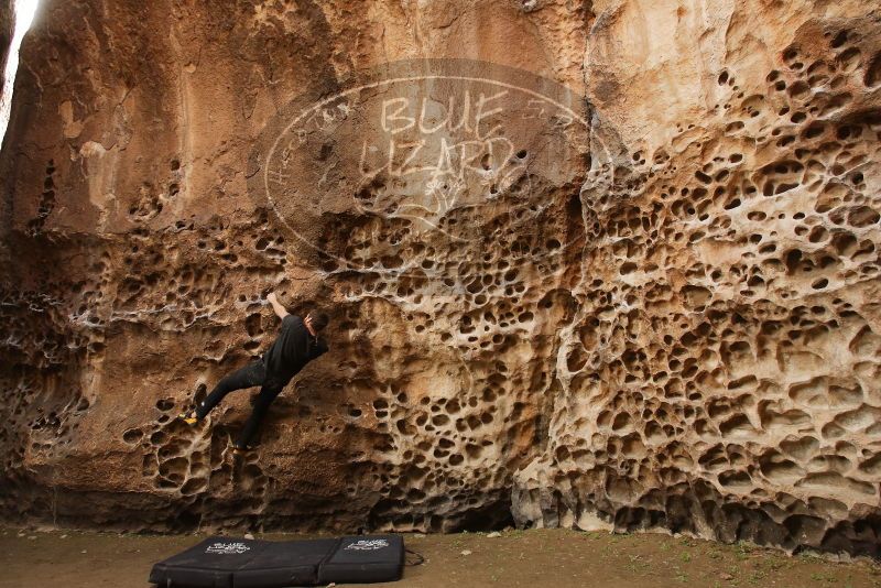 Bouldering in Hueco Tanks on 02/02/2019 with Blue Lizard Climbing and Yoga

Filename: SRM_20190202_1525010.jpg
Aperture: f/5.6
Shutter Speed: 1/100
Body: Canon EOS-1D Mark II
Lens: Canon EF 16-35mm f/2.8 L