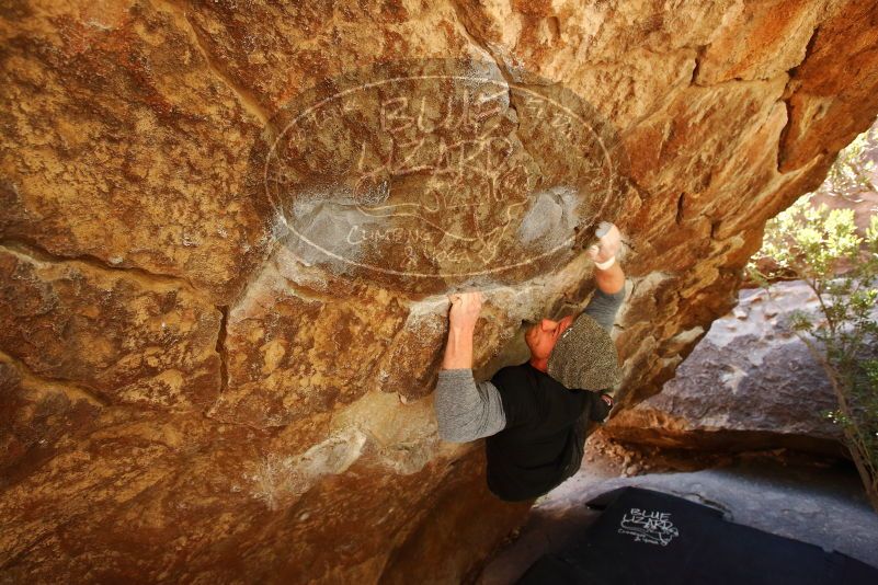 Bouldering in Hueco Tanks on 02/17/2019 with Blue Lizard Climbing and Yoga

Filename: SRM_20190217_1309210.jpg
Aperture: f/5.0
Shutter Speed: 1/200
Body: Canon EOS-1D Mark II
Lens: Canon EF 16-35mm f/2.8 L