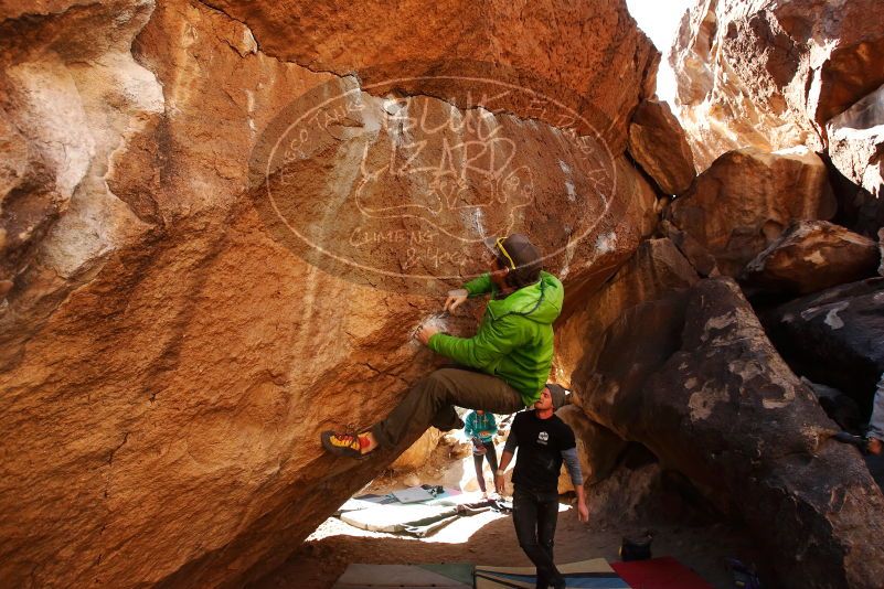 Bouldering in Hueco Tanks on 02/17/2019 with Blue Lizard Climbing and Yoga

Filename: SRM_20190217_1346240.jpg
Aperture: f/5.0
Shutter Speed: 1/400
Body: Canon EOS-1D Mark II
Lens: Canon EF 16-35mm f/2.8 L