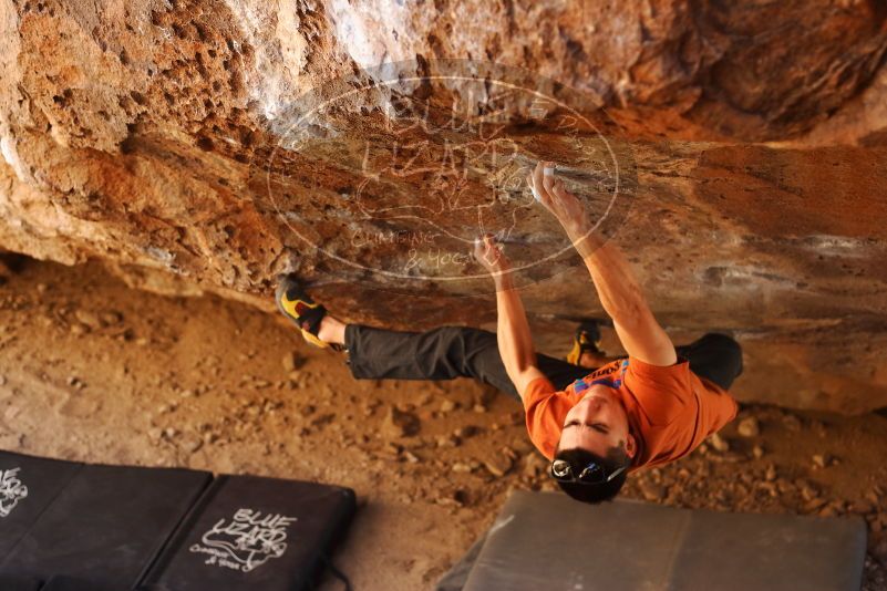 Bouldering in Hueco Tanks on 02/17/2019 with Blue Lizard Climbing and Yoga

Filename: SRM_20190217_1403000.jpg
Aperture: f/3.2
Shutter Speed: 1/250
Body: Canon EOS-1D Mark II
Lens: Canon EF 50mm f/1.8 II