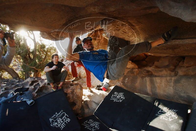Bouldering in Hueco Tanks on 02/17/2019 with Blue Lizard Climbing and Yoga

Filename: SRM_20190217_1741280.jpg
Aperture: f/4.0
Shutter Speed: 1/250
Body: Canon EOS-1D Mark II
Lens: Canon EF 16-35mm f/2.8 L