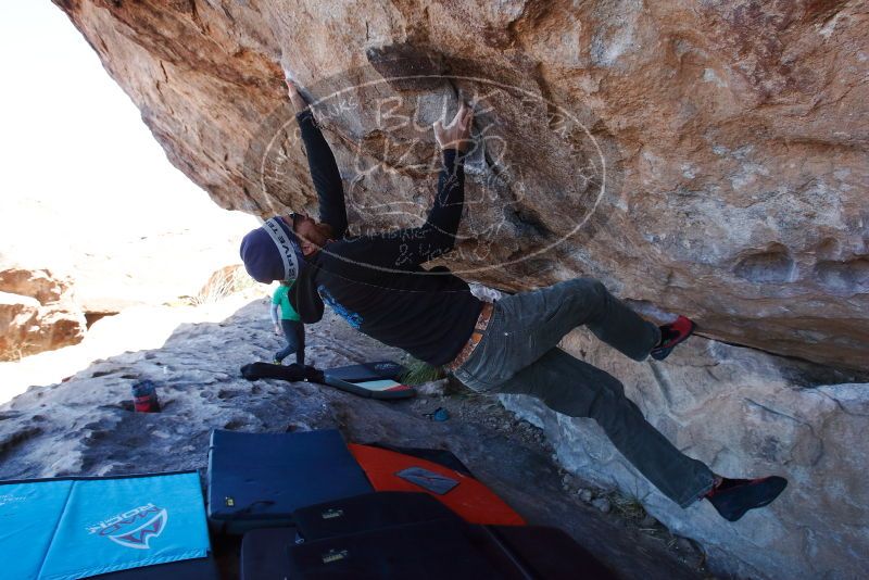 Bouldering in Hueco Tanks on 02/22/2019 with Blue Lizard Climbing and Yoga

Filename: SRM_20190222_1155570.jpg
Aperture: f/7.1
Shutter Speed: 1/250
Body: Canon EOS-1D Mark II
Lens: Canon EF 16-35mm f/2.8 L