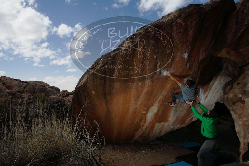 Bouldering in Hueco Tanks on 02/22/2019 with Blue Lizard Climbing and Yoga

Filename: SRM_20190222_1423320.jpg
Aperture: f/7.1
Shutter Speed: 1/320
Body: Canon EOS-1D Mark II
Lens: Canon EF 16-35mm f/2.8 L