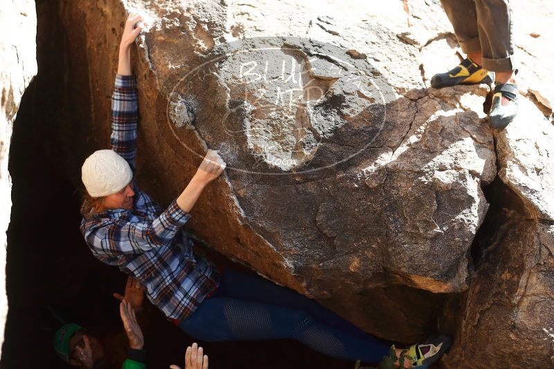 Bouldering in Hueco Tanks on 02/24/2019 with Blue Lizard Climbing and Yoga

Filename: SRM_20190224_1121361.jpg
Aperture: f/4.0
Shutter Speed: 1/1000
Body: Canon EOS-1D Mark II
Lens: Canon EF 50mm f/1.8 II