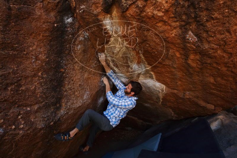 Bouldering in Hueco Tanks on 03/02/2019 with Blue Lizard Climbing and Yoga

Filename: SRM_20190302_1535360.jpg
Aperture: f/5.6
Shutter Speed: 1/250
Body: Canon EOS-1D Mark II
Lens: Canon EF 16-35mm f/2.8 L