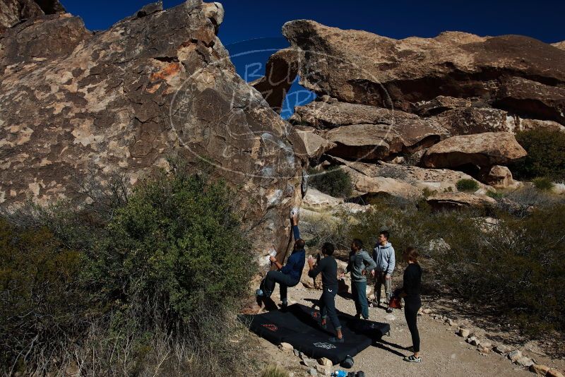 Bouldering in Hueco Tanks on 03/09/2019 with Blue Lizard Climbing and Yoga

Filename: SRM_20190309_1046070.jpg
Aperture: f/5.6
Shutter Speed: 1/1000
Body: Canon EOS-1D Mark II
Lens: Canon EF 16-35mm f/2.8 L