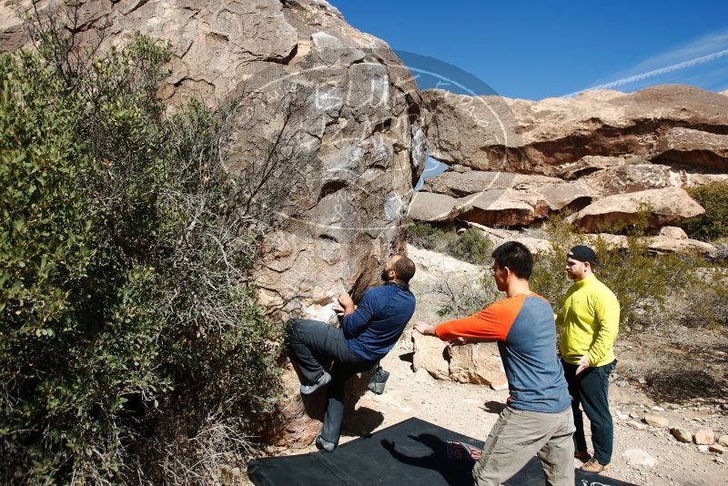 Bouldering in Hueco Tanks on 03/09/2019 with Blue Lizard Climbing and Yoga

Filename: SRM_20190309_1122390.jpg
Aperture: f/4.0
Shutter Speed: 1/1600
Body: Canon EOS-1D Mark II
Lens: Canon EF 16-35mm f/2.8 L