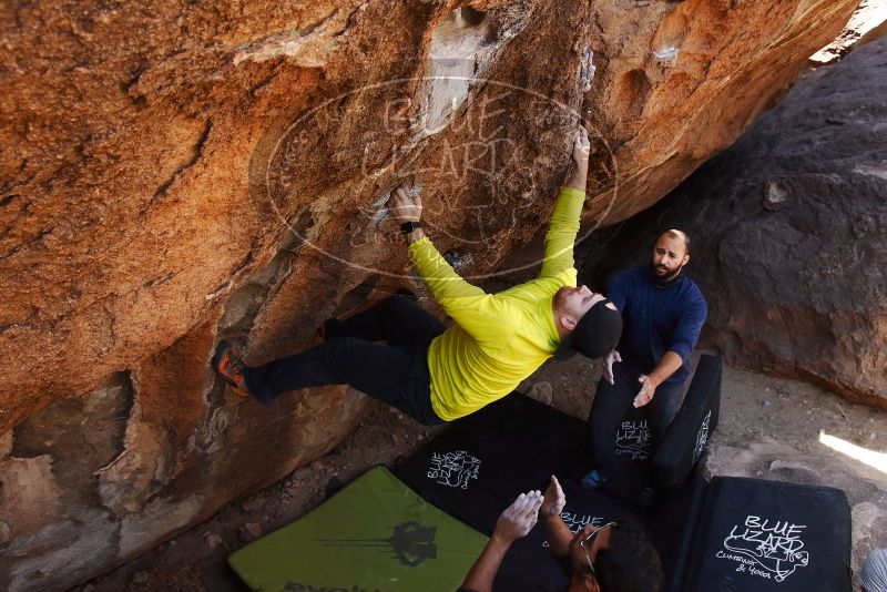 Bouldering in Hueco Tanks on 03/09/2019 with Blue Lizard Climbing and Yoga

Filename: SRM_20190309_1247350.jpg
Aperture: f/5.6
Shutter Speed: 1/250
Body: Canon EOS-1D Mark II
Lens: Canon EF 16-35mm f/2.8 L
