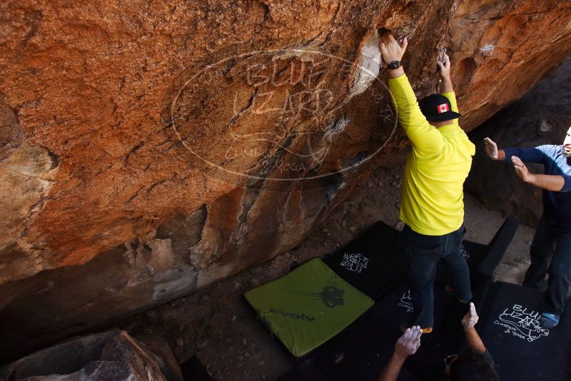 Bouldering in Hueco Tanks on 03/09/2019 with Blue Lizard Climbing and Yoga

Filename: SRM_20190309_1247491.jpg
Aperture: f/5.6
Shutter Speed: 1/320
Body: Canon EOS-1D Mark II
Lens: Canon EF 16-35mm f/2.8 L