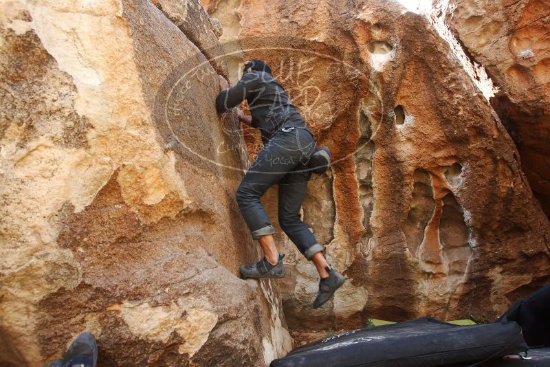 Bouldering in Hueco Tanks on 03/09/2019 with Blue Lizard Climbing and Yoga

Filename: SRM_20190309_1313410.jpg
Aperture: f/5.6
Shutter Speed: 1/200
Body: Canon EOS-1D Mark II
Lens: Canon EF 16-35mm f/2.8 L